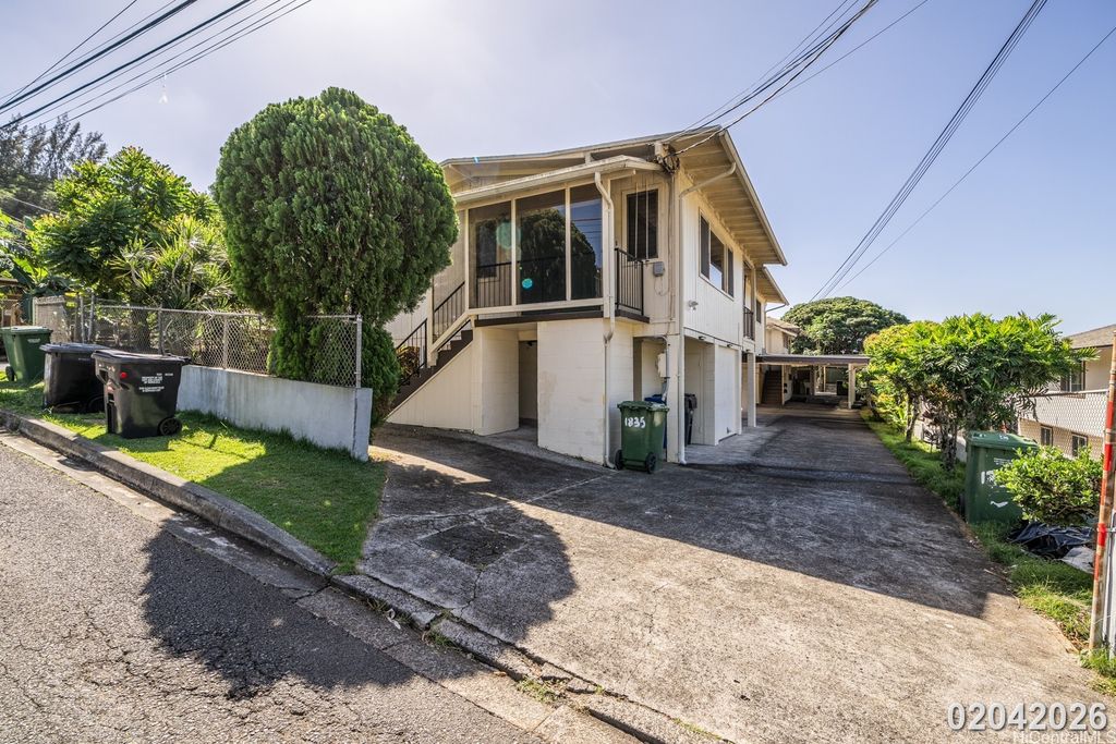 1835 Akone Place Unit A, Honolulu, HI 96819