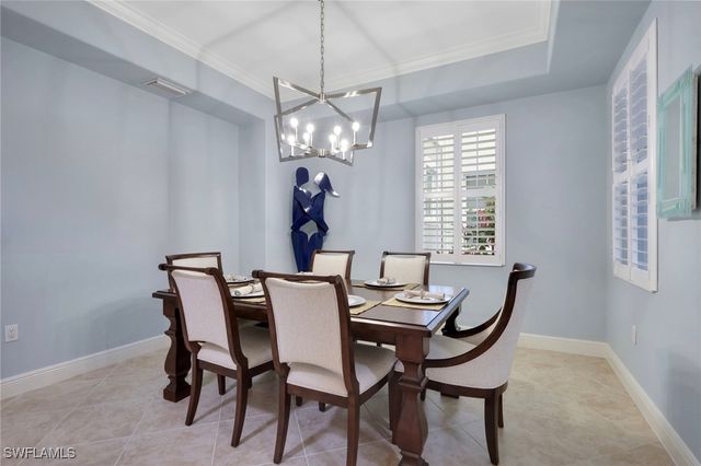 517 Avellino Isles CIR 101, Naples, FL 34119