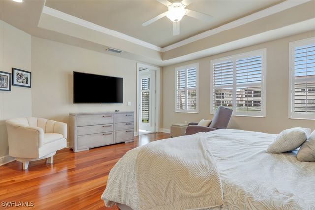 517 Avellino Isles CIR 101, Naples, FL 34119