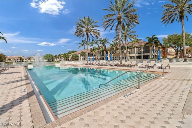 517 Avellino Isles CIR 101, Naples, FL 34119