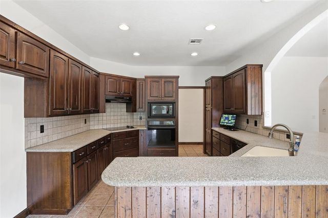 617 Trisha Lane, Norman, OK 73072