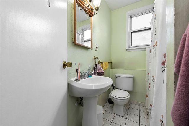 817 N Sheridan Avenue, Highland Park, PA 15206