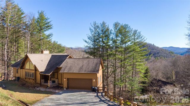 446 Windridge Drive, Sugar Grove, NC 28679