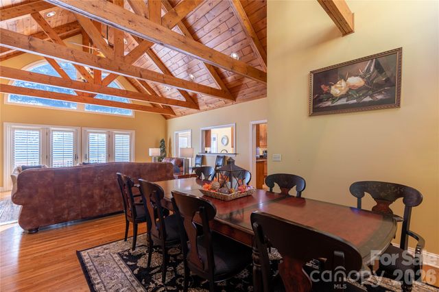 446 Windridge Drive, Sugar Grove, NC 28679