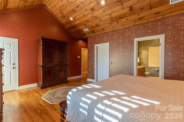 446 Windridge Drive, Sugar Grove, NC 28679