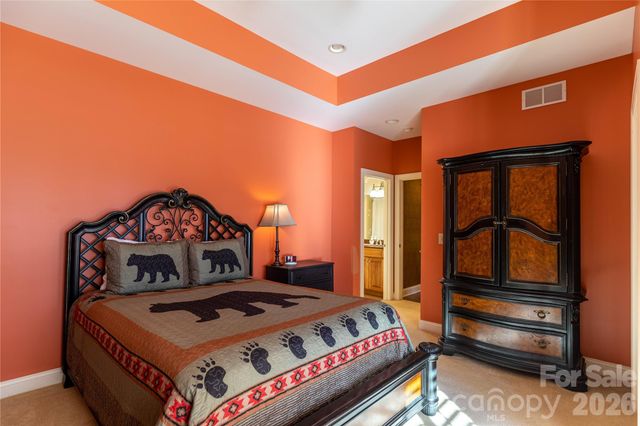 446 Windridge Drive, Sugar Grove, NC 28679