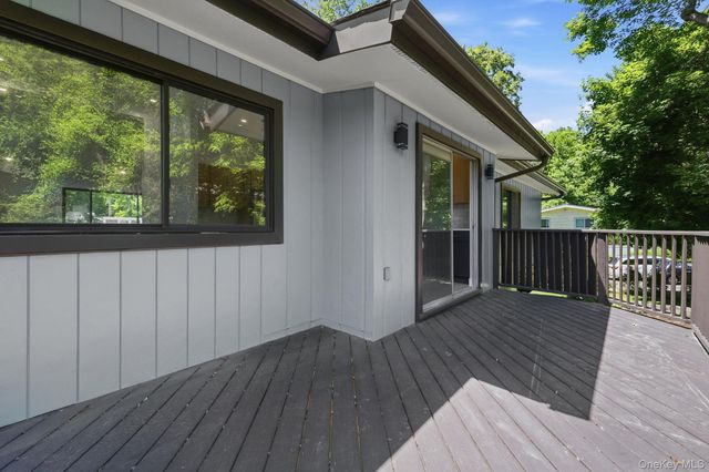 7 Brookdell Drive, Hartsdale, NY 10530