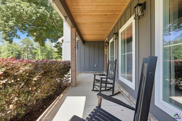 251 Mossy Lake Road, Perry, GA 31069
