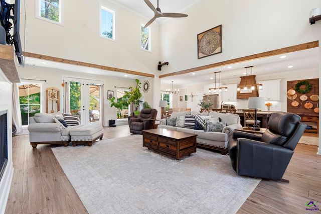 251 Mossy Lake Road, Perry, GA 31069