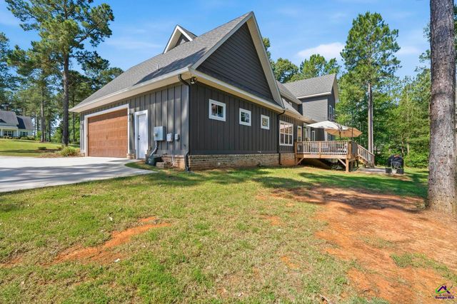 251 Mossy Lake Road, Perry, GA 31069