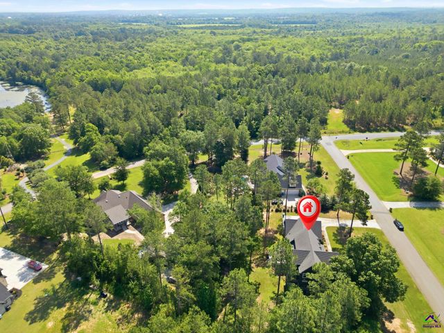 251 Mossy Lake Road, Perry, GA 31069