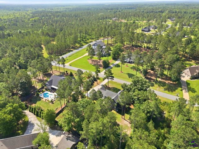 251 Mossy Lake Road, Perry, GA 31069