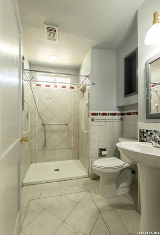 3539 El Paso, San Antonio, TX 78207