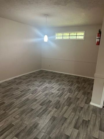 6023 Winterhaven Drive, Houston, TX 77087