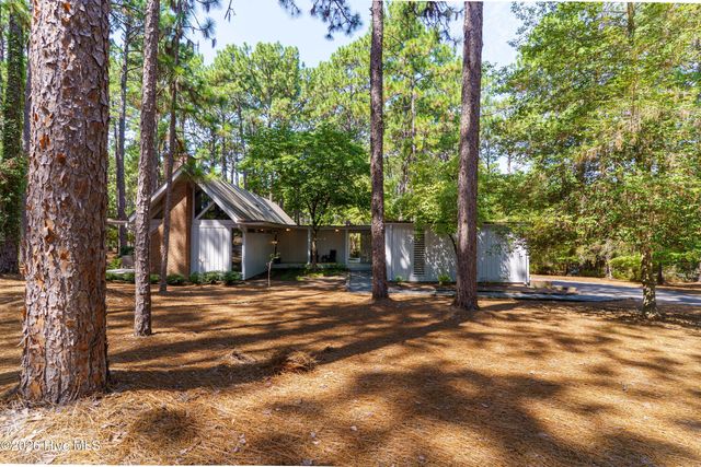 20 Pine Valley Circle, Pinehurst, NC 28374