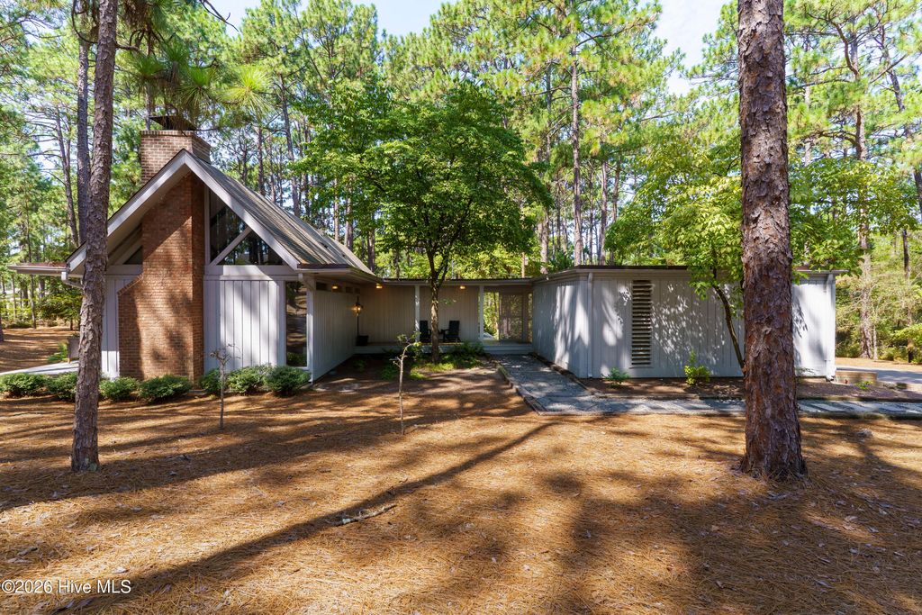 20 Pine Valley Circle, Pinehurst, NC 28374
