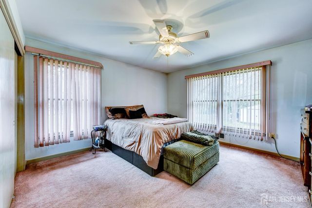 6 Keen Lane, Edison, NJ 08820