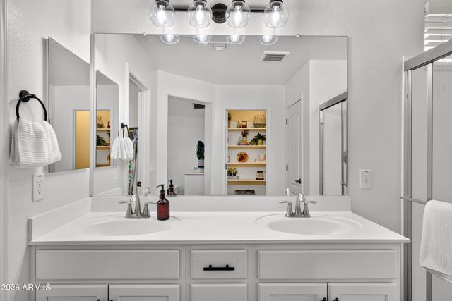 18324 W PUEBLO Avenue, Goodyear, AZ 85338