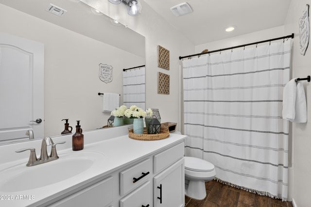 18324 W PUEBLO Avenue, Goodyear, AZ 85338