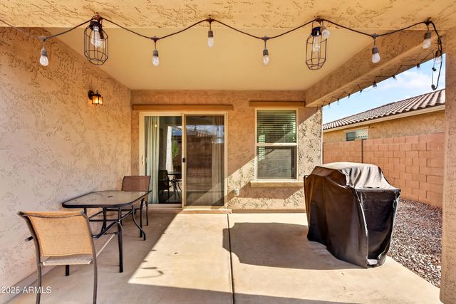 18324 W PUEBLO Avenue, Goodyear, AZ 85338