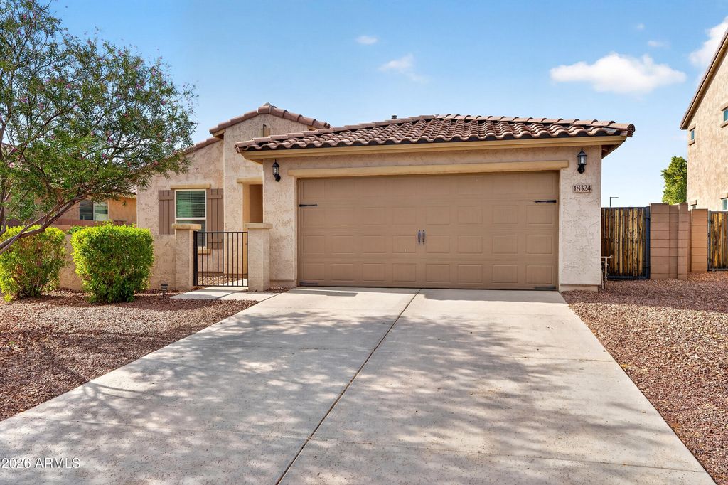 18324 W PUEBLO Avenue, Goodyear, AZ 85338 — photo 2