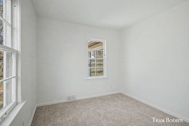 2700 Rockwood Court, Wyoming, MI 49519
