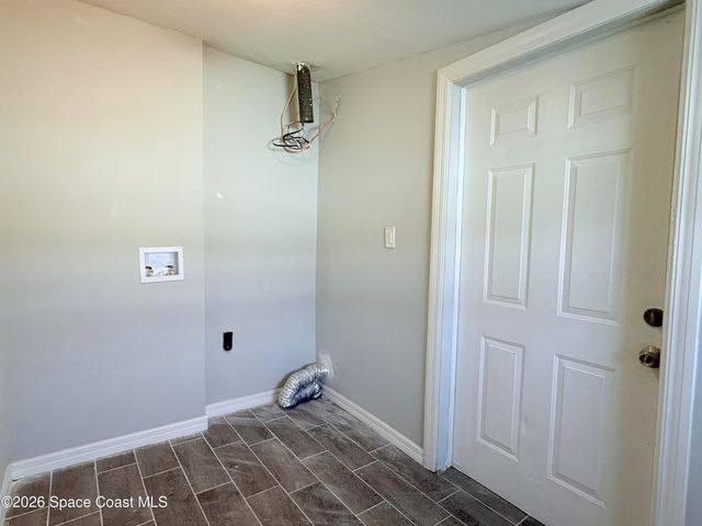 2556 Sarno Road, Melbourne, FL 32935