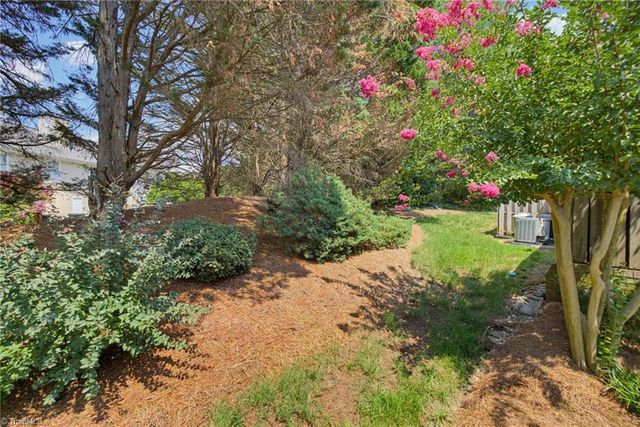 5427 Winters Way, Greensboro, NC 27410