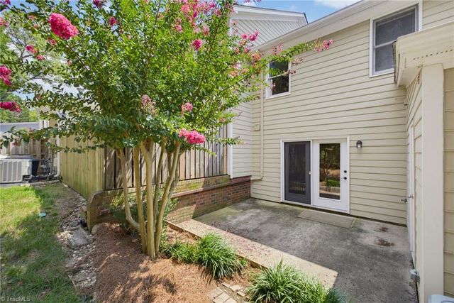 5427 Winters Way, Greensboro, NC 27410