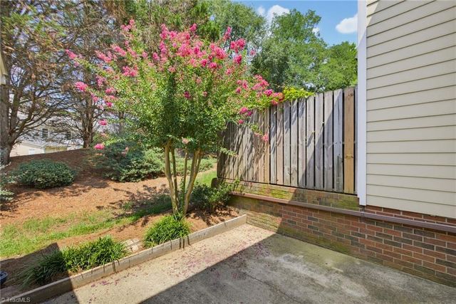 5427 Winters Way, Greensboro, NC 27410