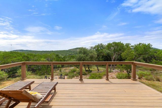 109 Freedom DR, Wimberley, TX 78676