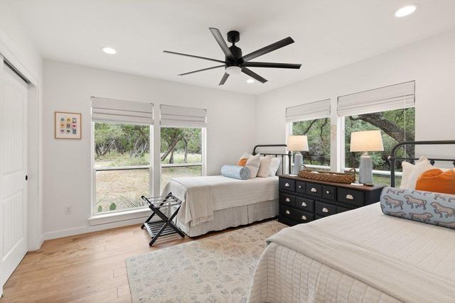 109 Freedom DR, Wimberley, TX 78676