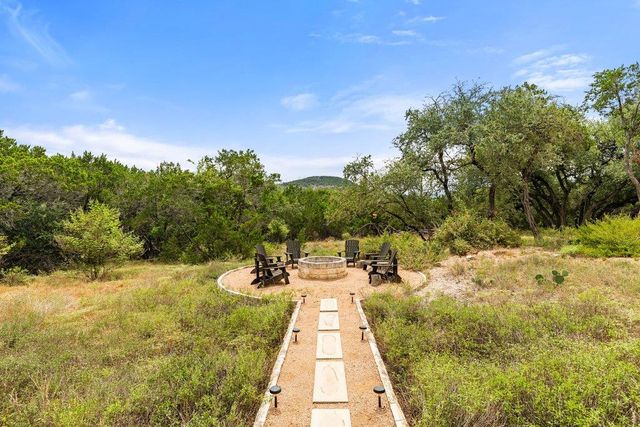 109 Freedom DR, Wimberley, TX 78676