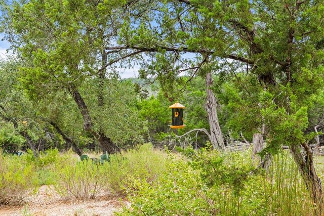 109 Freedom DR, Wimberley, TX 78676