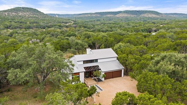 109 Freedom DR, Wimberley, TX 78676