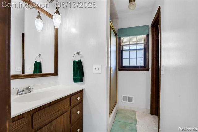 12650 22 Mile Road, Utica, MI 48315