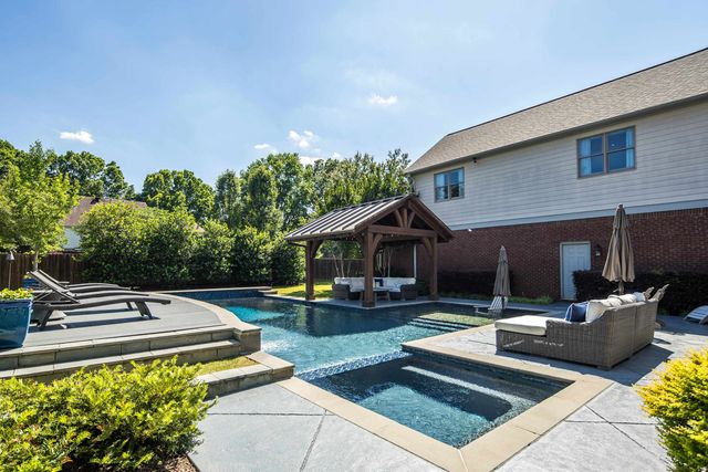 9231 FOREST ESTATES CV, Germantown, TN 38139