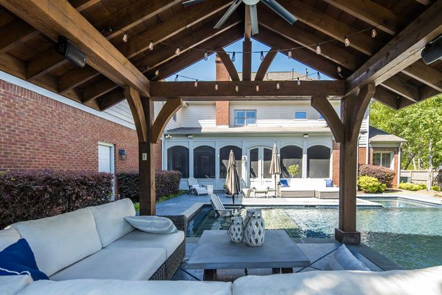9231 FOREST ESTATES CV, Germantown, TN 38139