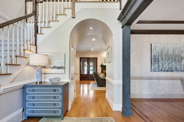 9231 FOREST ESTATES CV, Germantown, TN 38139