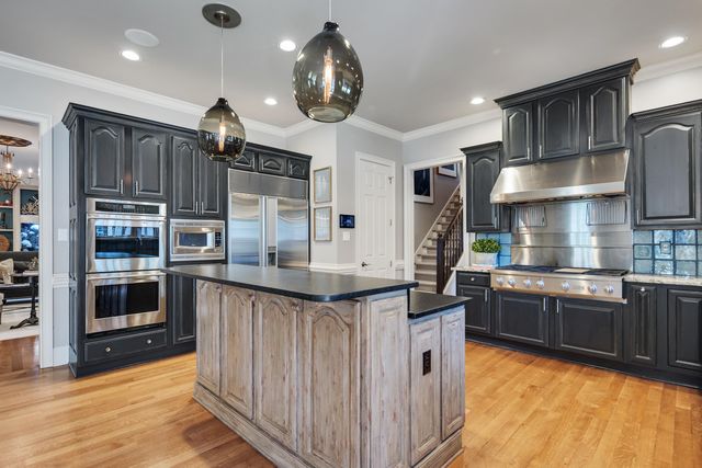 9231 FOREST ESTATES CV, Germantown, TN 38139
