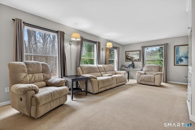 15 Farm Brook Court, Hamden, CT 06514