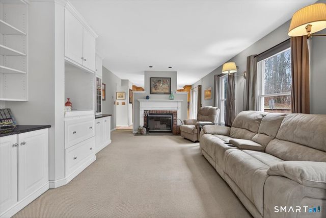 15 Farm Brook Court, Hamden, CT 06514