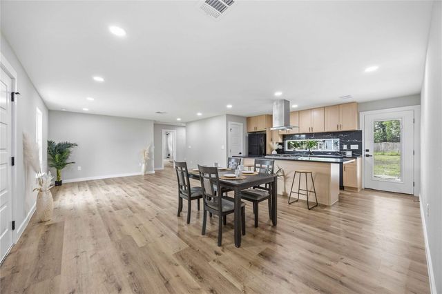 120 Alastair Drive, Pasadena, TX 77506