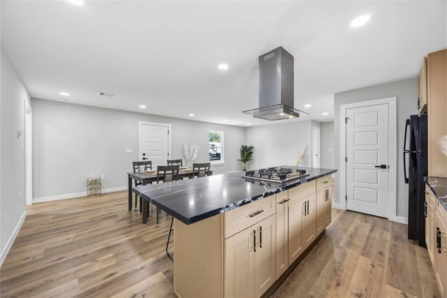 120 Alastair Drive, Pasadena, TX 77506