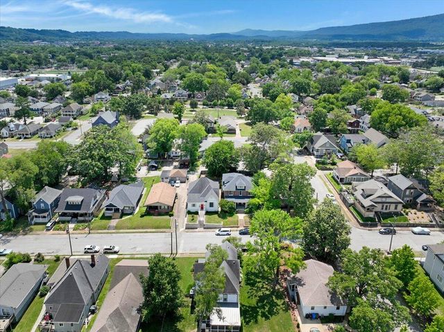 1604 Chamberlain Avenue, Chattanooga, TN 37404