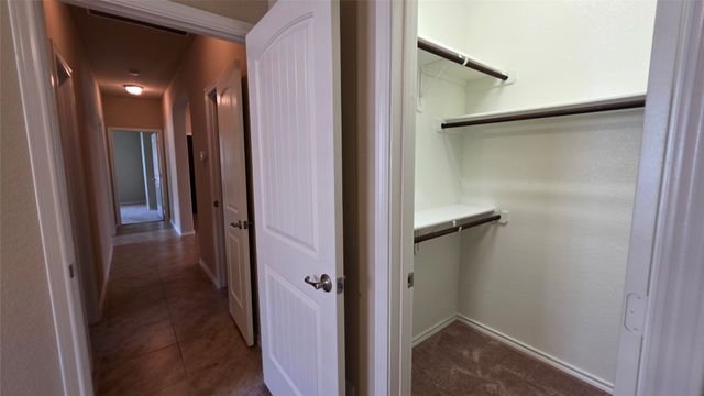 1912 Potrillo Lane, Fort Worth, TX 76131