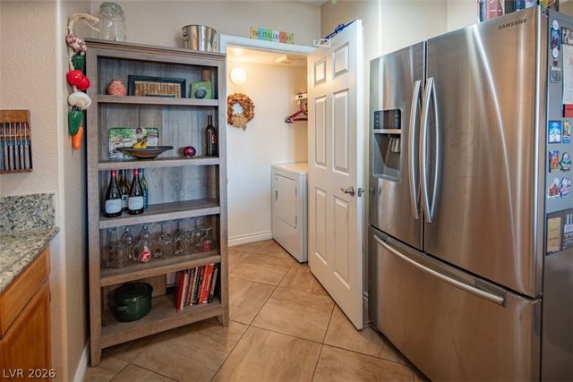7255 West Sunset Road 2140, Las Vegas, NV 89113