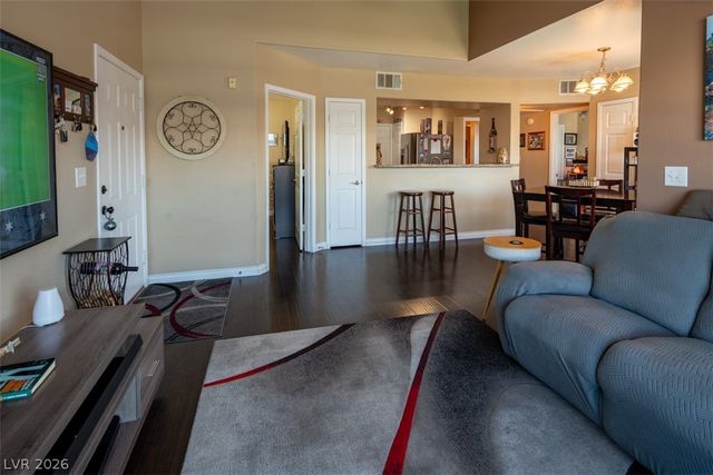 7255 West Sunset Road 2140, Las Vegas, NV 89113