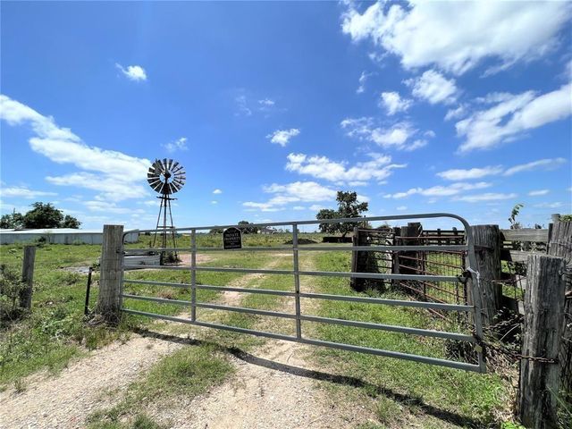 15620 Brumbelow Road, Needville, TX 77461