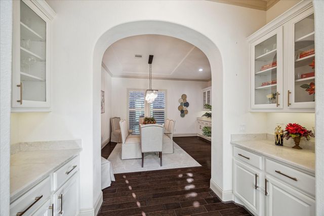 6007 Abercombie Lane, Sugar Land, TX 77479